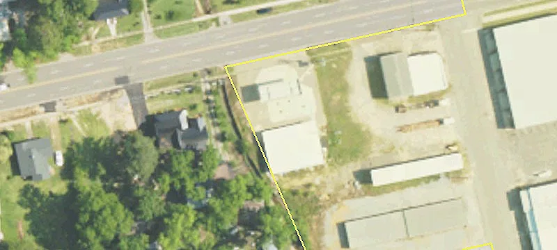 9057 Emmett Ave