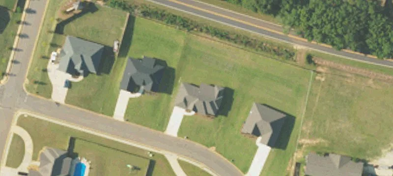 364 Lks Dr
