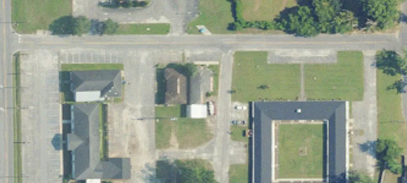 106 Mason St