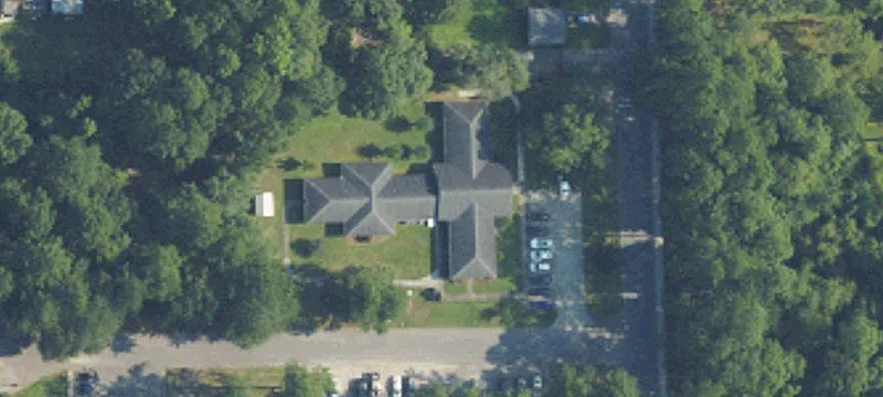 205 Pineview St