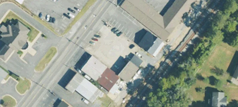 2135 Gault N Ave