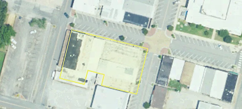 204 1st Ave Swa