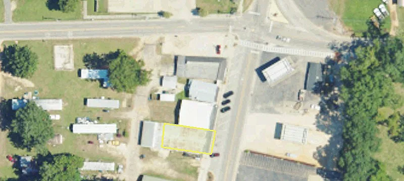 18 Main St