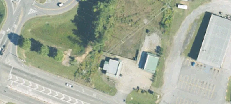 1882 Main St