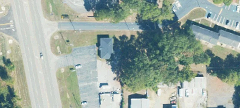 305 Grand Ave