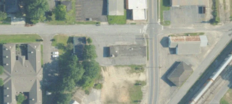 339 Douglas Ave