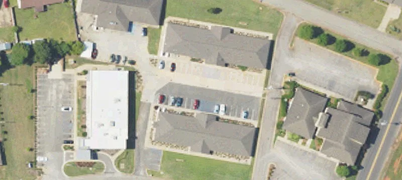 610 Botts Ave