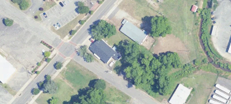 402 Lanier Ave