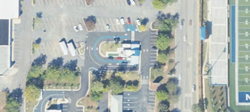 University Dr