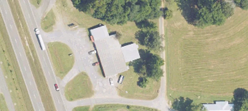 9040 Us Hwy 4th 30th One