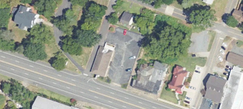 390 Main St