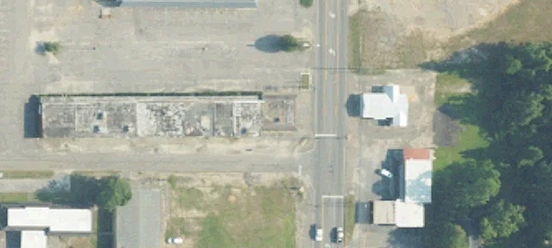 Douglas Ave