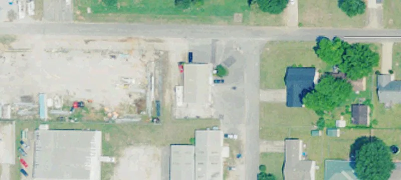 709 Davison Ave