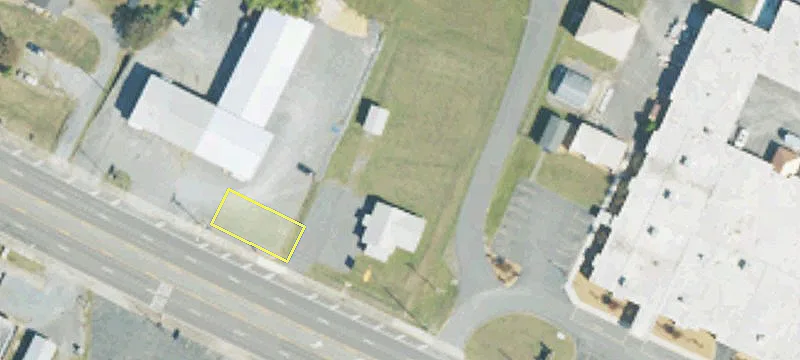 367 Main E St