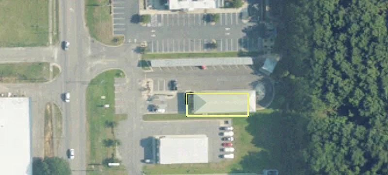 2140 Douglas Ave