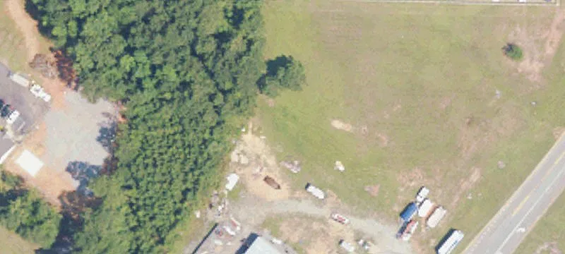 33 Thweatt Industrial Blvd
