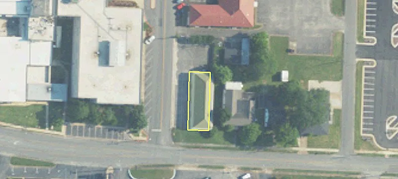 100 Sanders St, Unit 102