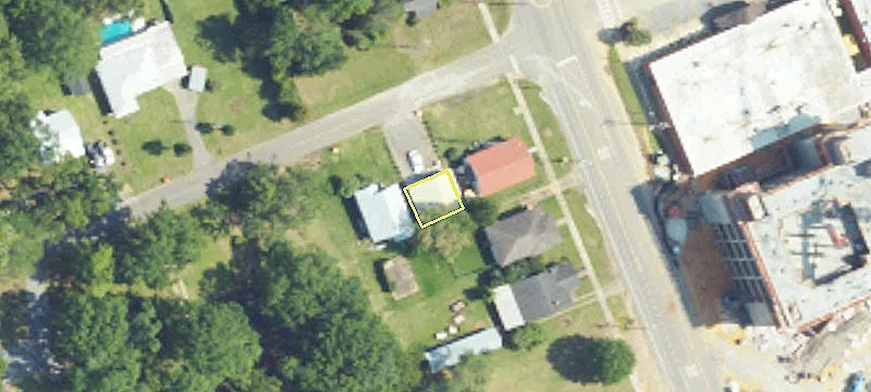 99 4th St