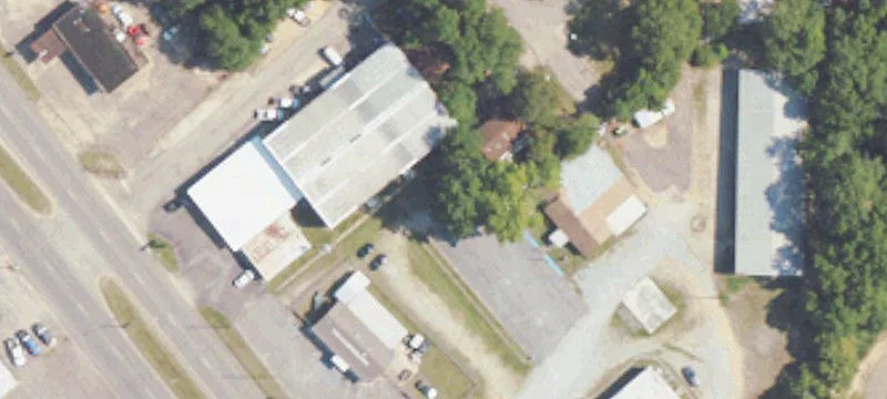 1079 Memorial Dr