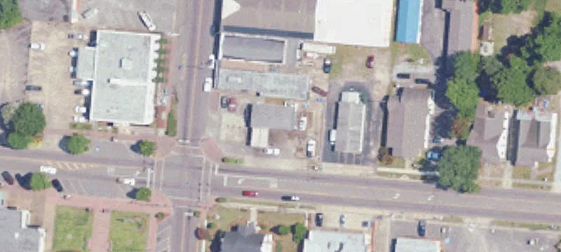 101 Main St