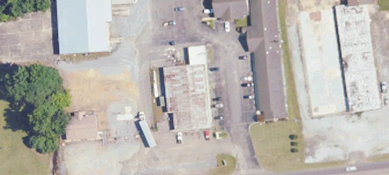 425 Main St