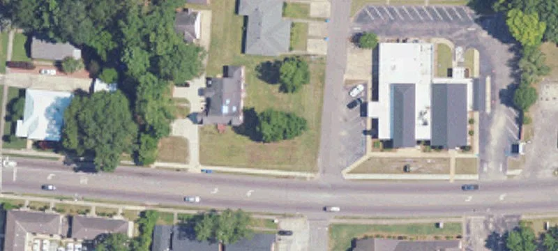 230 Moncrief St