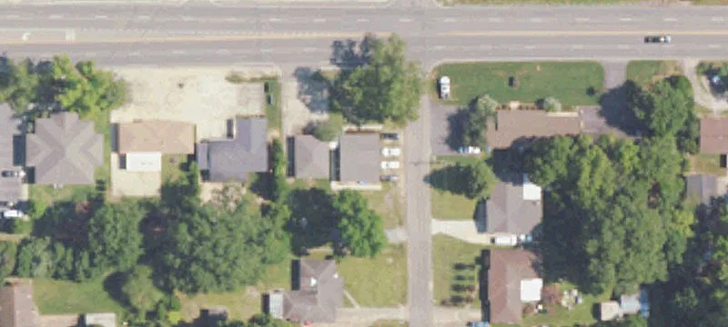 988 Main St