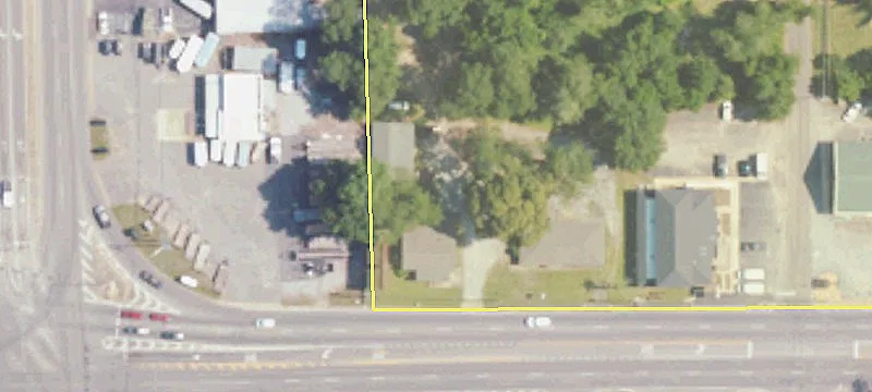 921 Main St