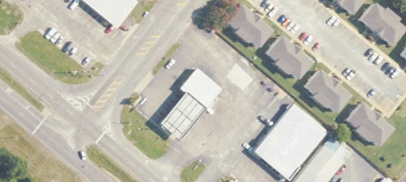 1347 Memorial Dr