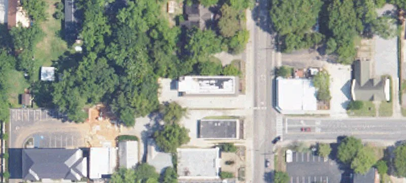 1809 Main St