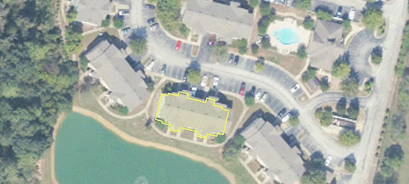 447 Longleaf Dr