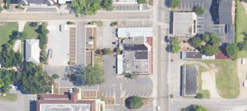 1709 Main St