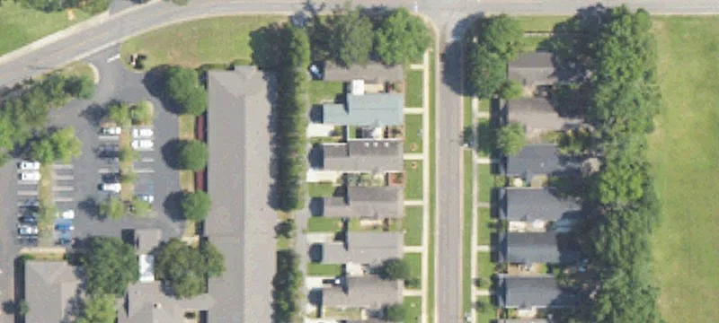 6 Cottage Dr, Unit 2