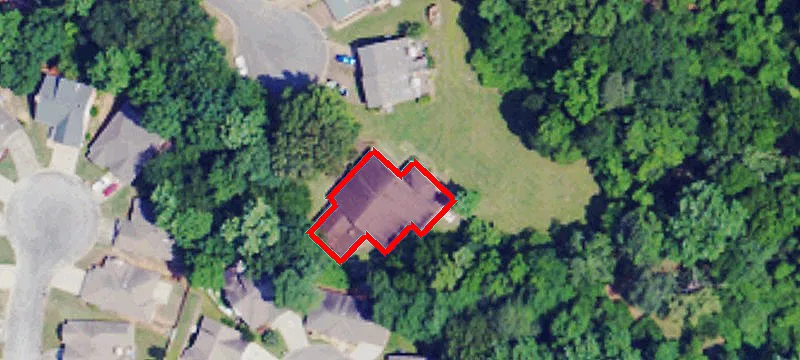 275 Woodcastle Dr