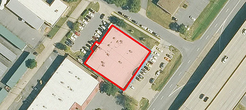 5121 Warden Rd