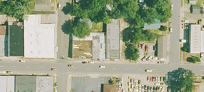 718 Hobson Ave