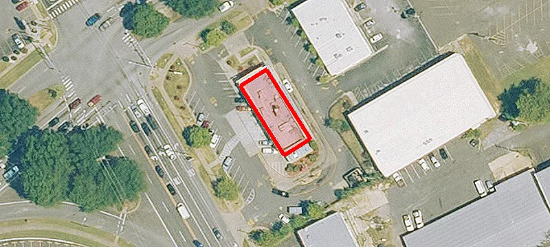 200 Grand Ave