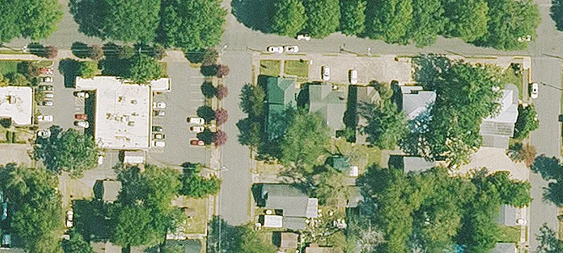 811 Grand Ave