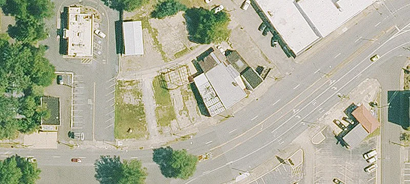 624 Grand Ave