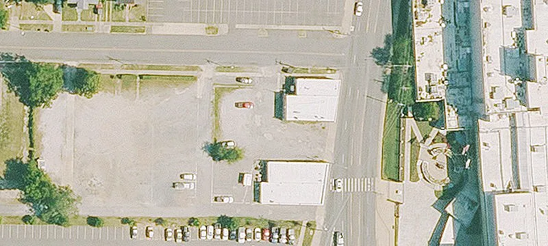 2700 Central Ave