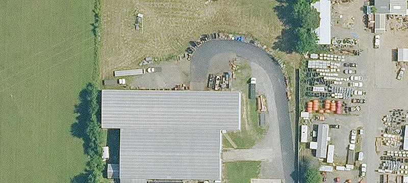 25 Middle Rd
