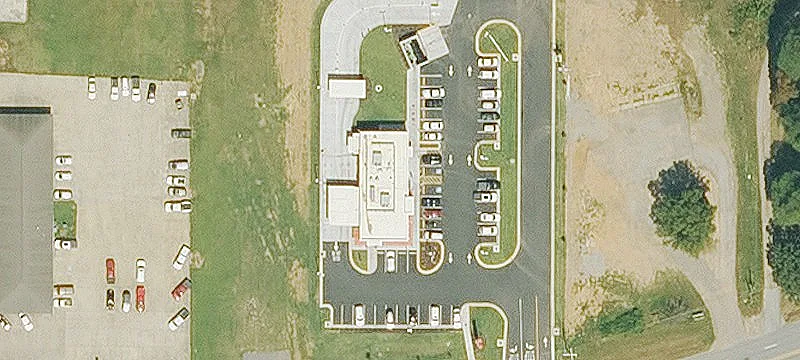 3900 Race Ave