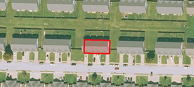 892 Meadowlands Dr