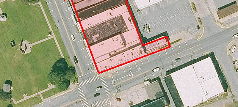 121 Main St