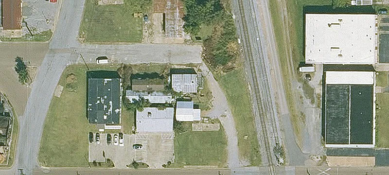 409 Bond Ave