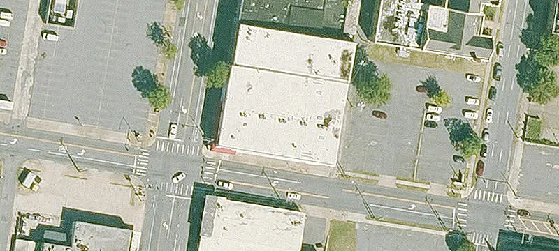 823 Main St