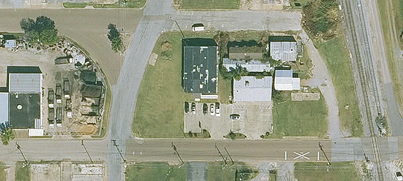 414 Thompson Ave