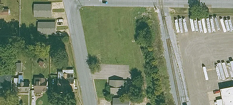 403 Graham St