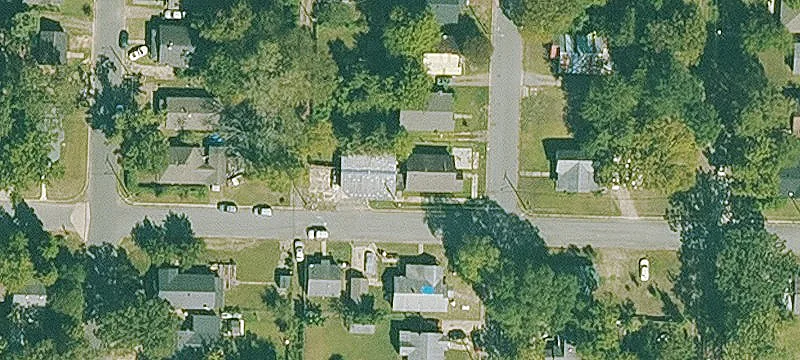 2001 Parker St