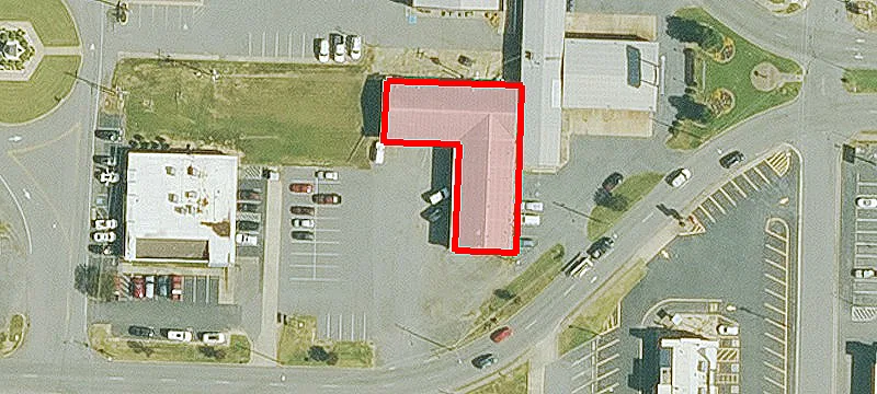 1011 Main St